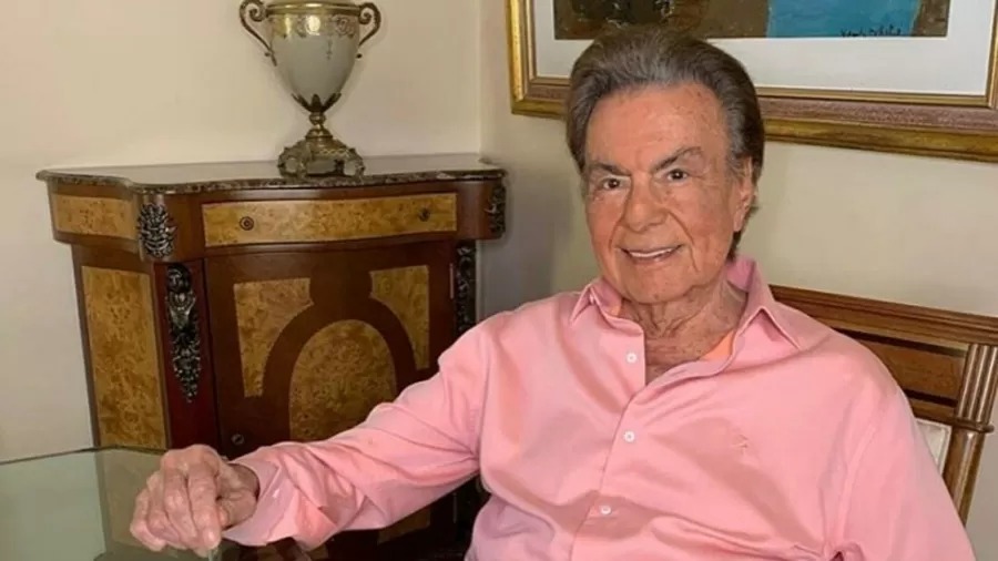 Cantor Agnaldo Rayol sofre acidente doméstico e morre aos 86 anos