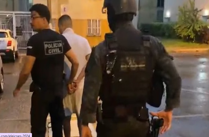 Jovem furta PlayStation 5 de vizinha e vai preso