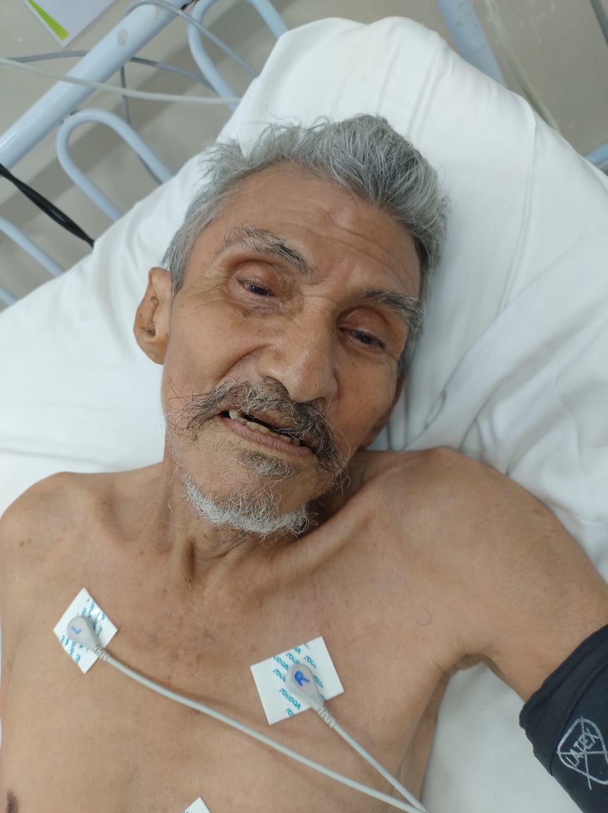 Hospital procura família de idoso internado após ser socorrido em Manaus