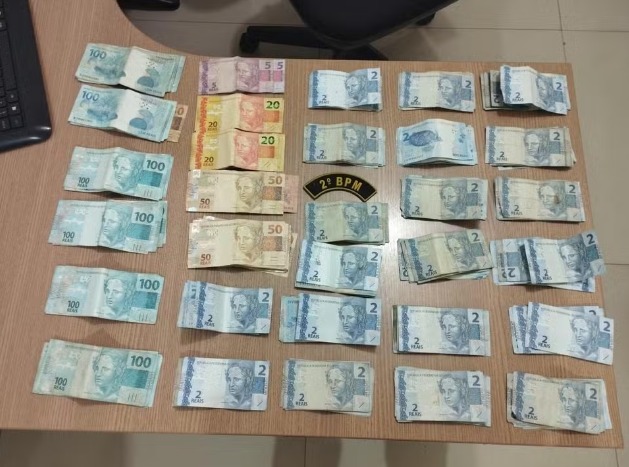 Adolescentes furtam R$ 10 mil e são detidos em shopping gastando com amigos