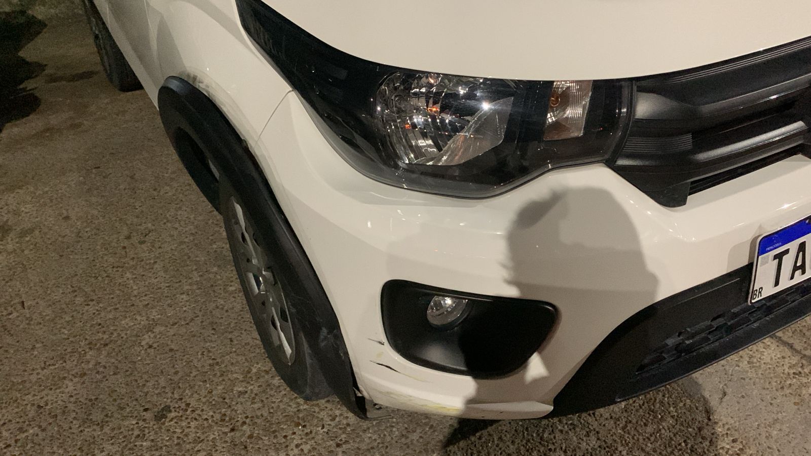 Motorista é detido após atirar pedra em ônibus após acidente em Manaus