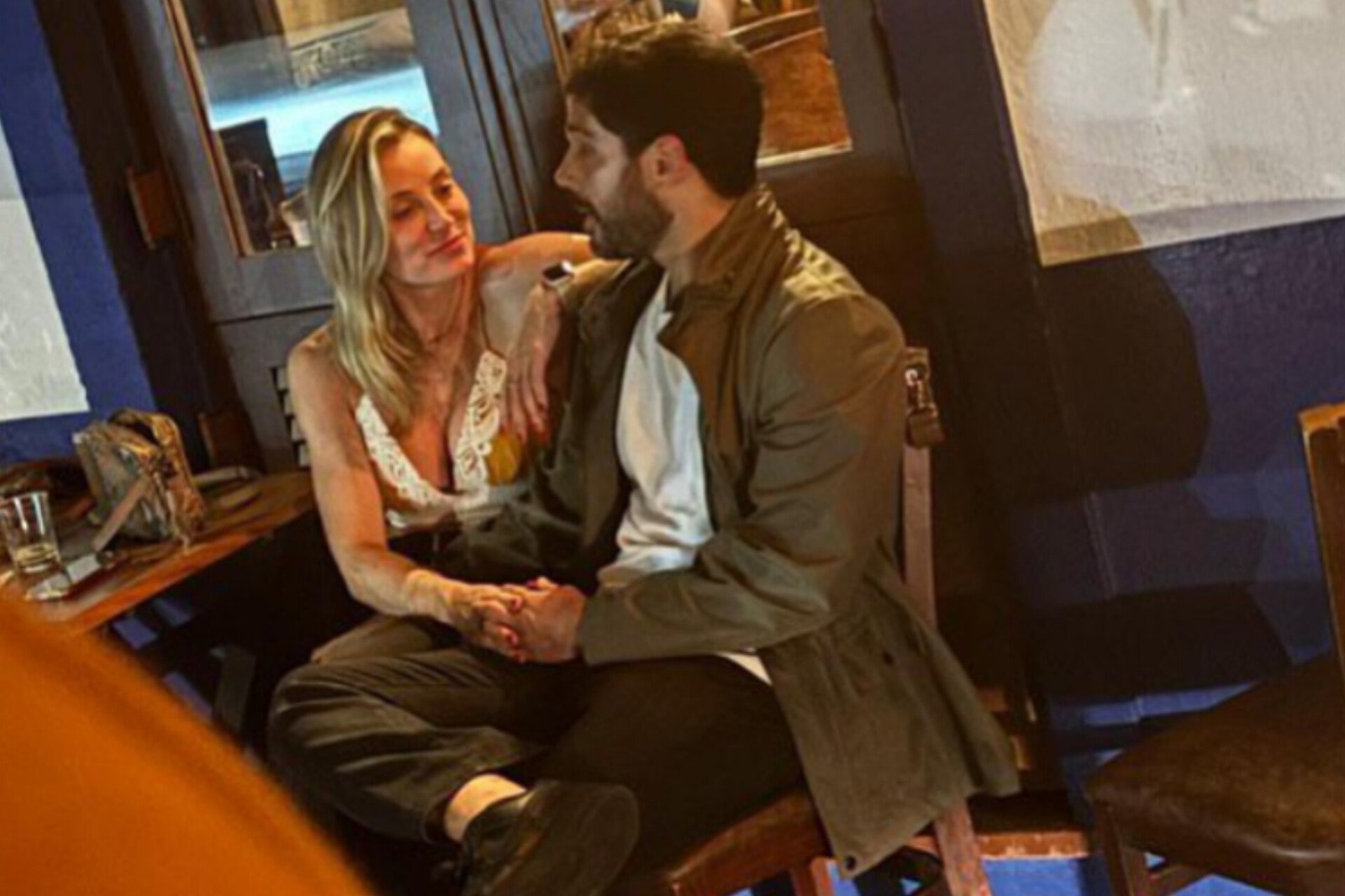 Duda Nagle é flagrado com novo affair em bar; veja