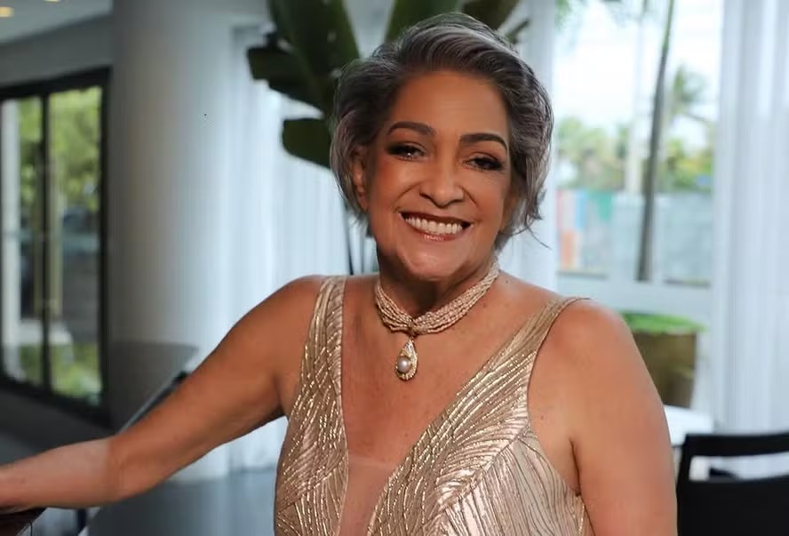 Influenciadora Fernanda Britto morre aos 64 anos 