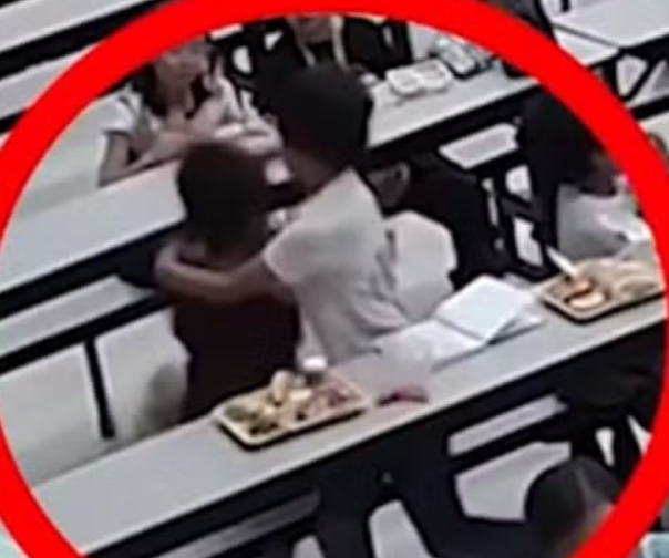 Ação heroica: Menino de 8 anos salva amigo de engasgamento com uva