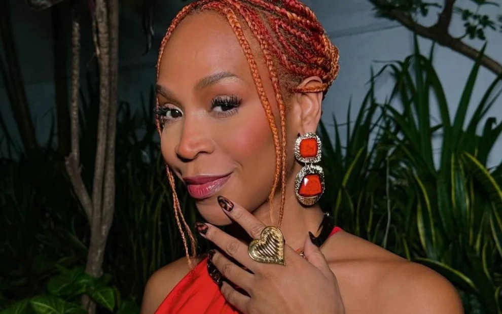 Karol Conká revela por que recusou participar do especial BBB