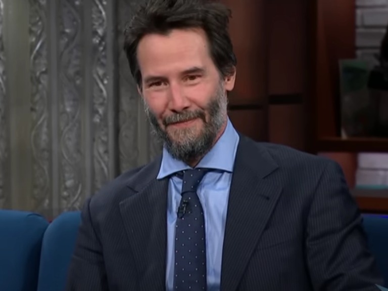 Roubado em Los Angeles, rolex de Keanu Reeves aparece no Chile