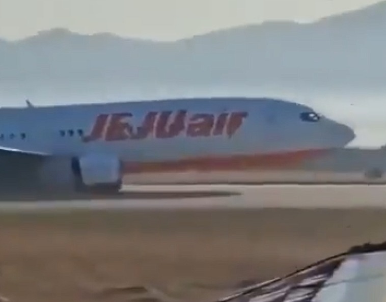 Jeju Air: Avião que caiu na Coreia do Sul realizou 13 voos em 48 horas