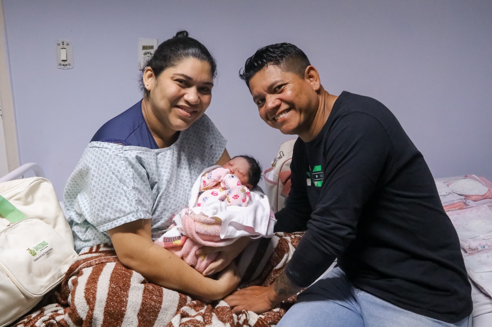 Primeiro bebê de 2025 nasce na maternidade Balbina Mestrinho