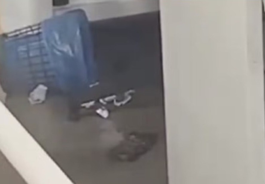 Celular pega fogo dentro de bolso e mulher sofre queimadura