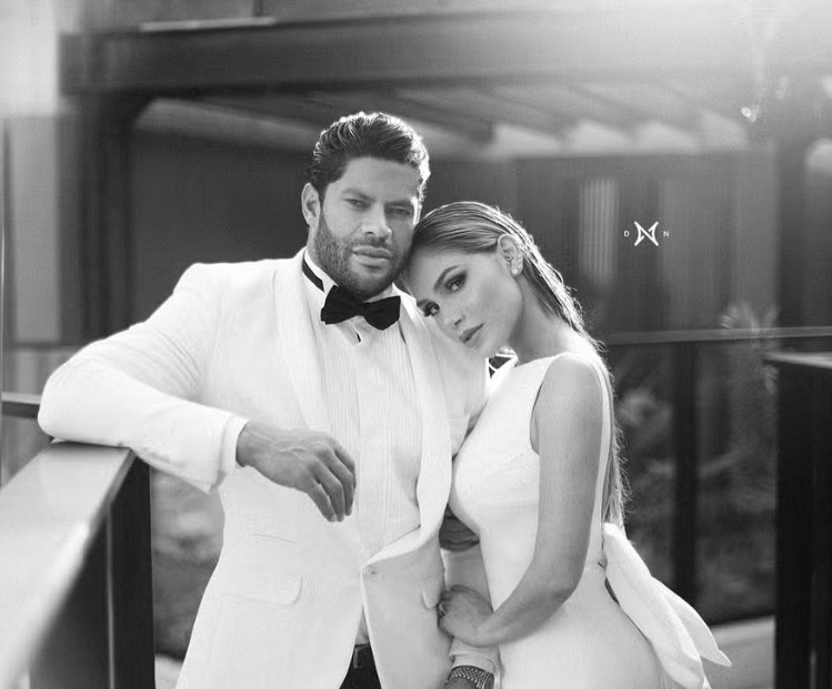 Hulk começa festa de casamento de três dias com sobrinha da ex mulher