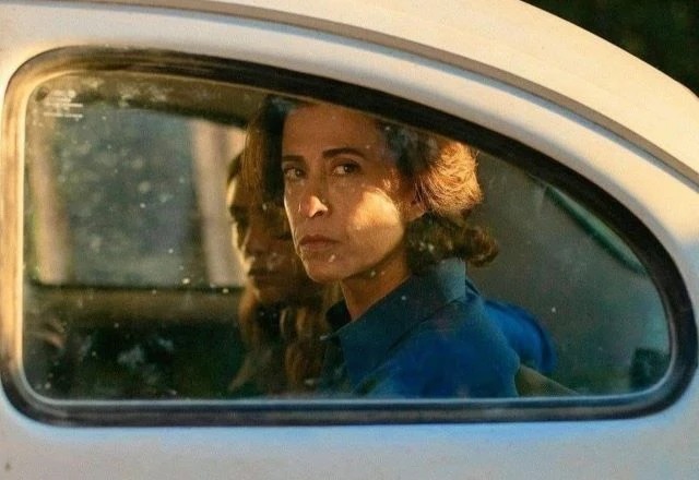 Fernanda Torres diz que chances de ganhar Globo de Ouro são nulas