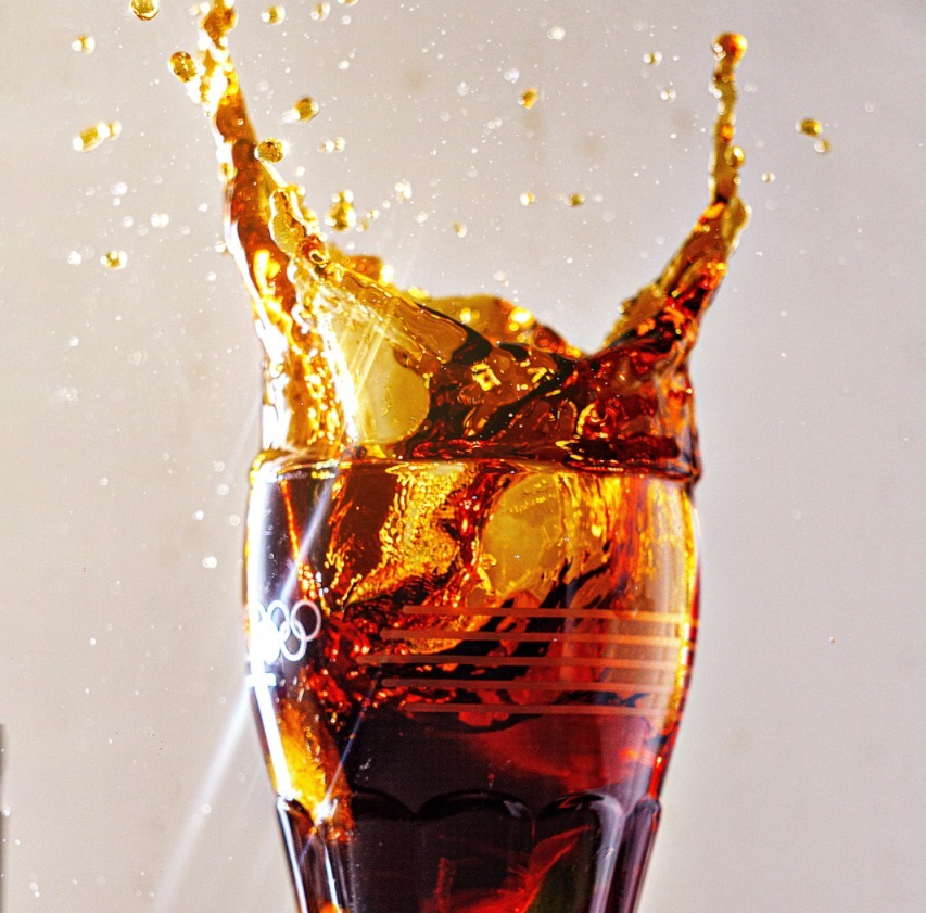 Bebidas adoçadas causam 1 em cada 10 novos casos de diabetes tipo 2 no mundo, diz estudo