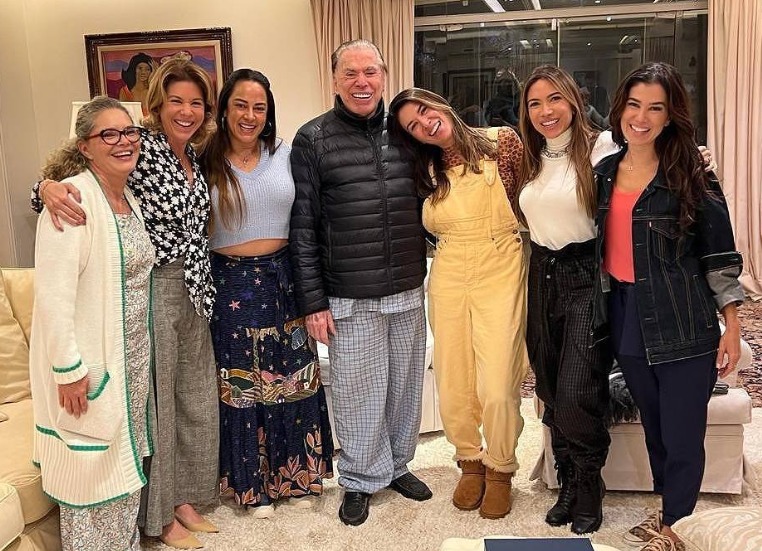 Silvio Santos deixou fortuna de R$ 6,4 bilhões, dizem herdeiras à Justiça