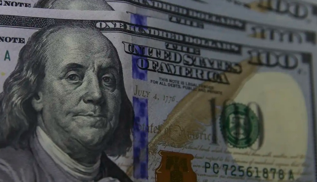 Dólar cai para R$ 5,91 após Trump falar em acordo com a China