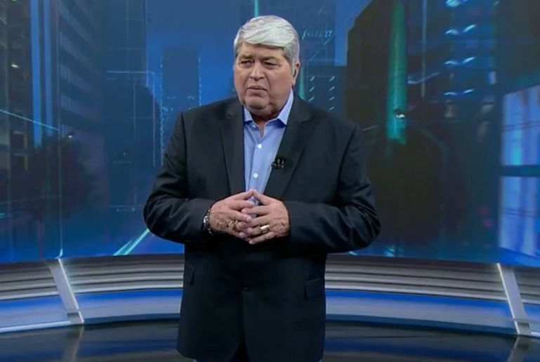 Datena diz que ganha pouco no SBT e provoca Record