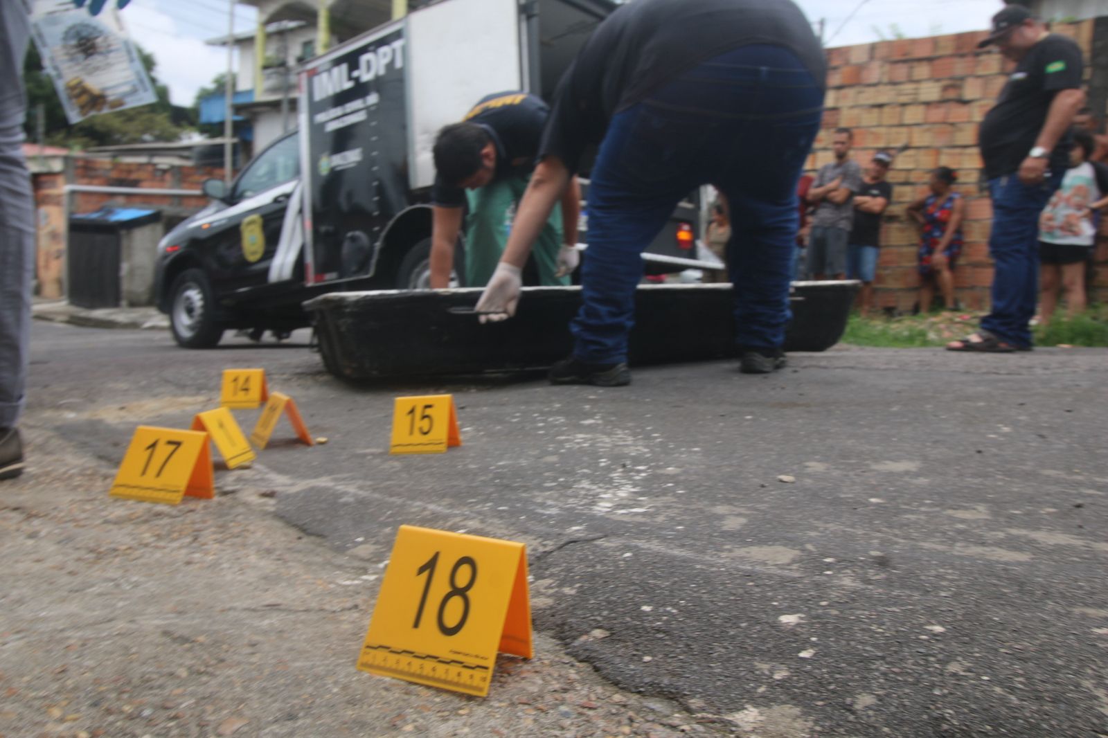 Homem é brutalmente executado com quase 20 tiros no Mutirão