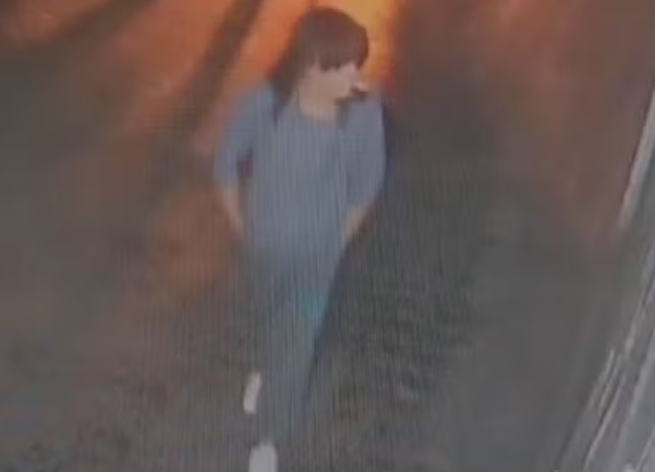 Ladrão usa peruca para furtar bicicletas em condomínio 