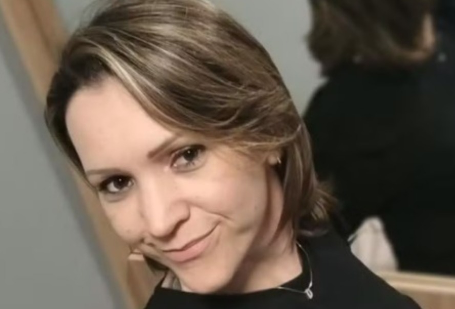 Suspeita de envenenar família com bolo é encontrada morta em presídio