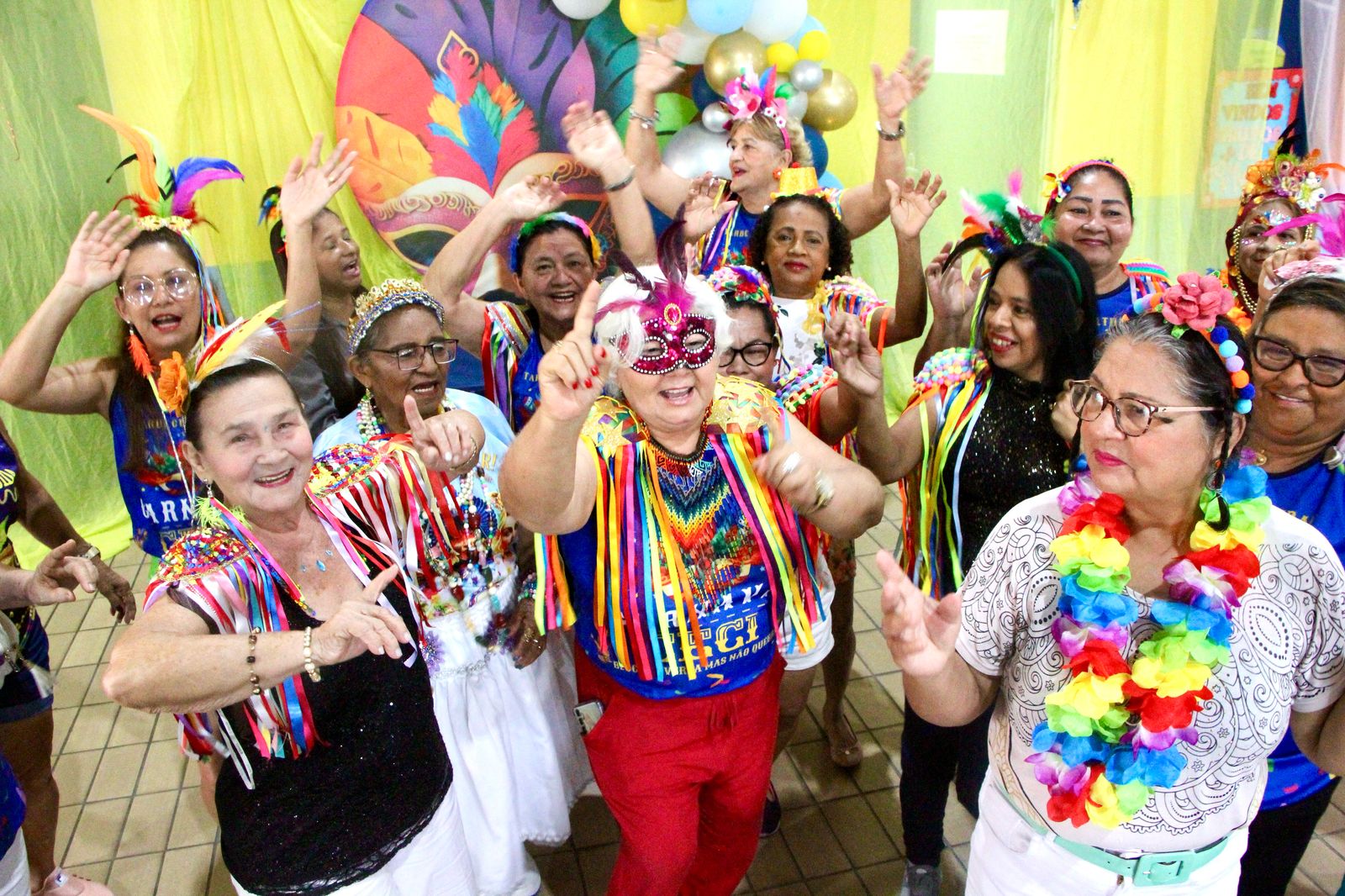  Centros de Convivência promovem bailes de Carnaval para a comunidade