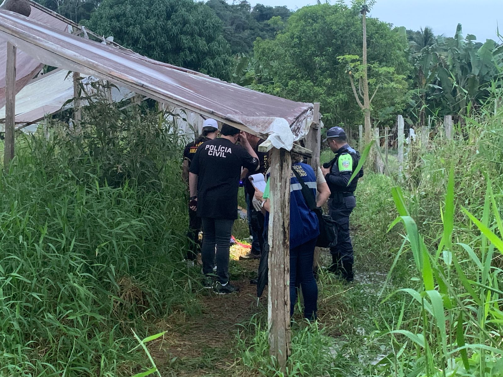 Homem que desapareceu de casa é encontrado com pescoço quebrado em Manaus