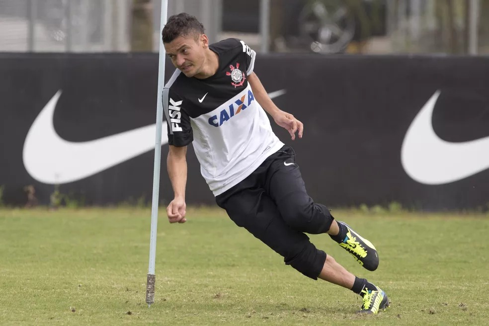 Ex-Corinthians é preso por não pagar pensão alimentícia