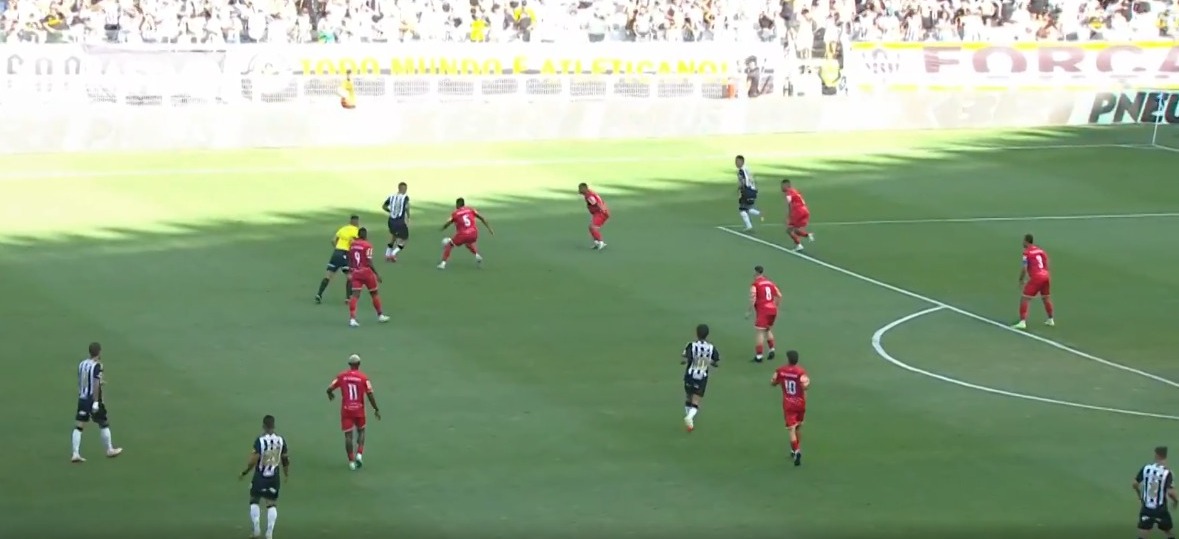 Atlético-MG vence Tombense e sai na frente na semifinal do Mineiro