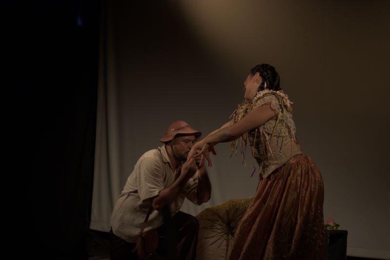 Projeto ‘Miudezas’ leva teatro de rua e oficinas para escolas de Manaus