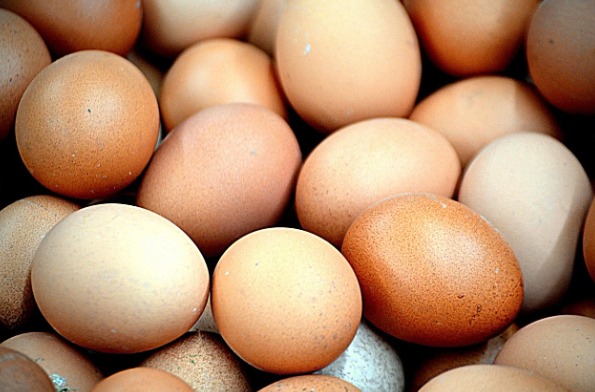 Calor ameaça preços de frutas e afeta produção de ovos