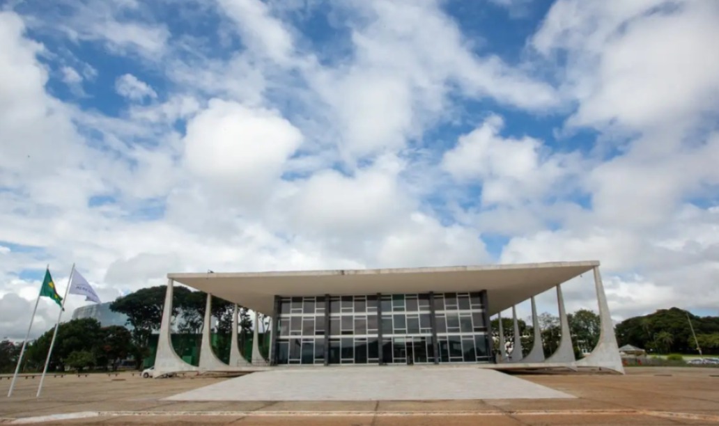 Moraes nega novo pedido de Bolsonaro para ampliar prazo de defesa 