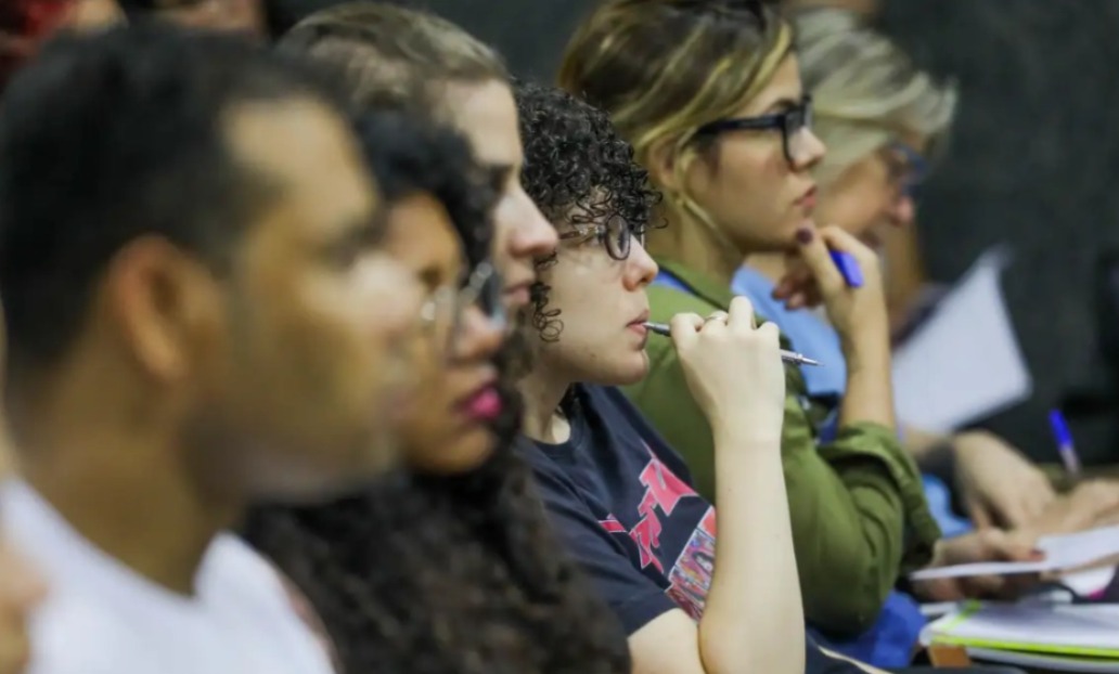 Governo alerta: sites de inscrição para CNU 2025 são falsos 