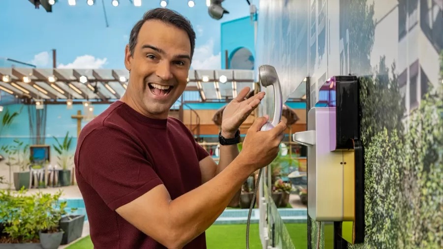 Saiba que horas o Big Fone vai tocar neste sábado