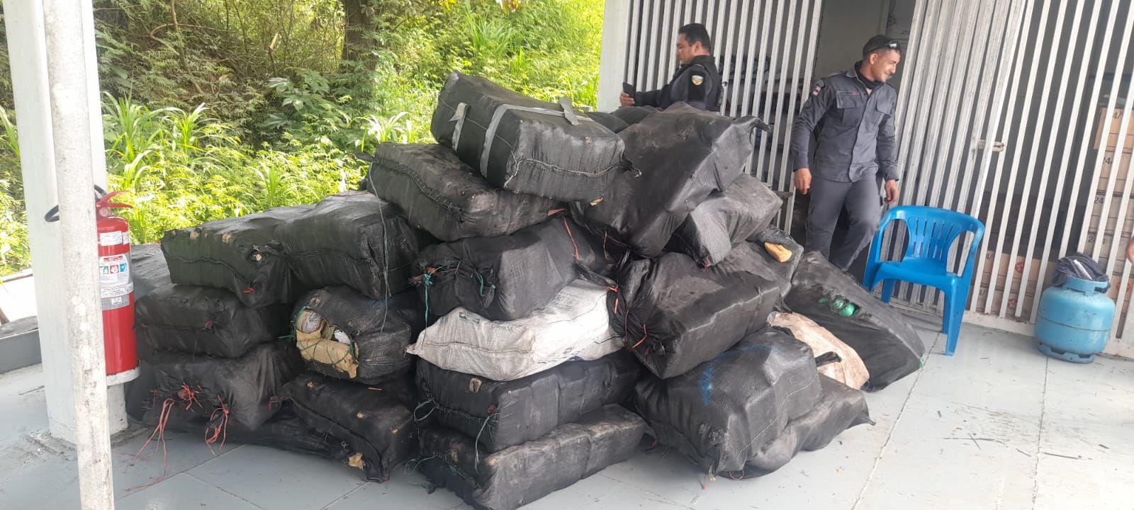 Drogas avaliadas em R$ 30 milhões são apreendidas em Fonte Boa 
