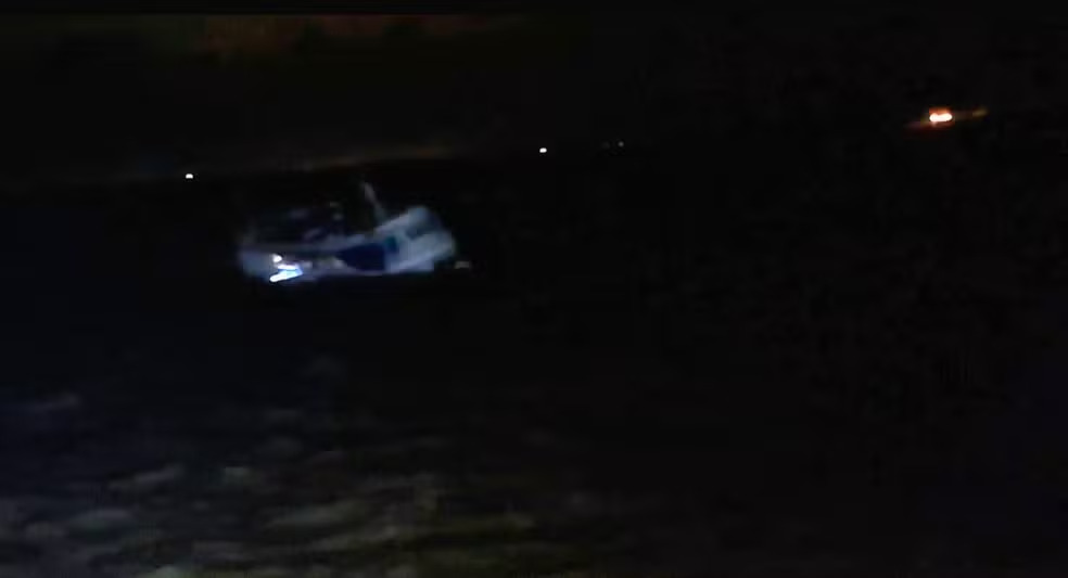 Embarcação com 60 passageiros naufraga no Marajó