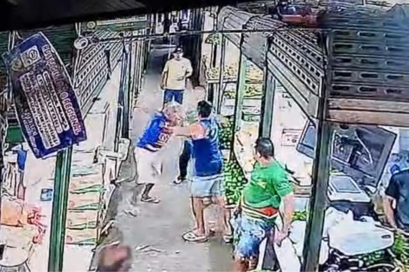 Feirante é agredido a socos na Feira da Manaus Moderna