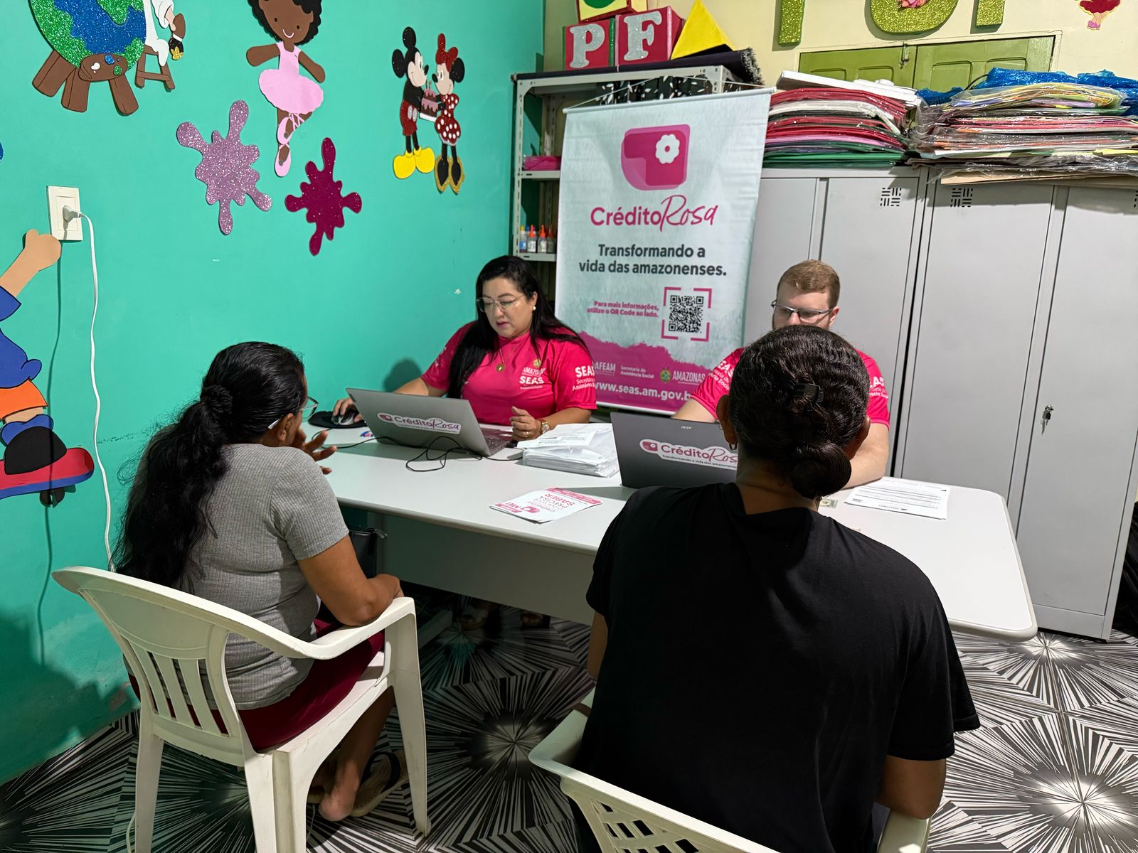 Crédito Rosa leva atendimento a empreendedoras no interior do Amazonas