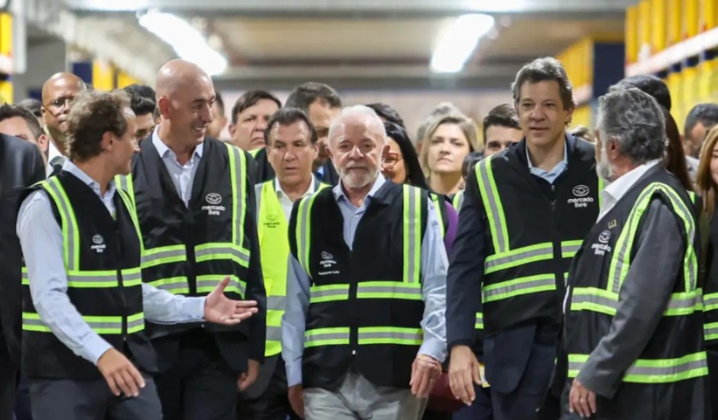 Brasil tem reservas para enfrentar decisões de Trump, diz Lula