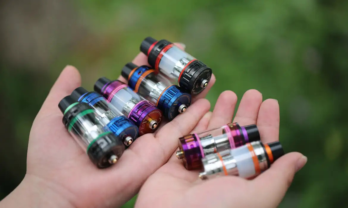 Campanha usa linguagem gamer para alertar sobre cigarro eletrônico