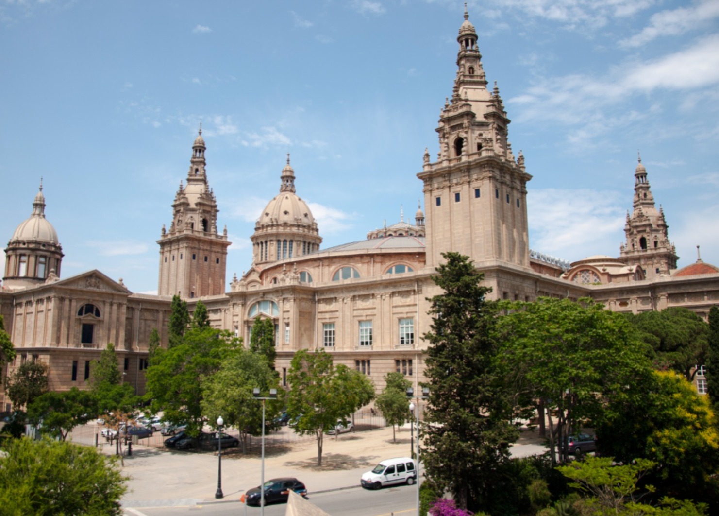 Universidade de Coimbra vai ofertar pós-graduação com aulas presenciais no Brasil