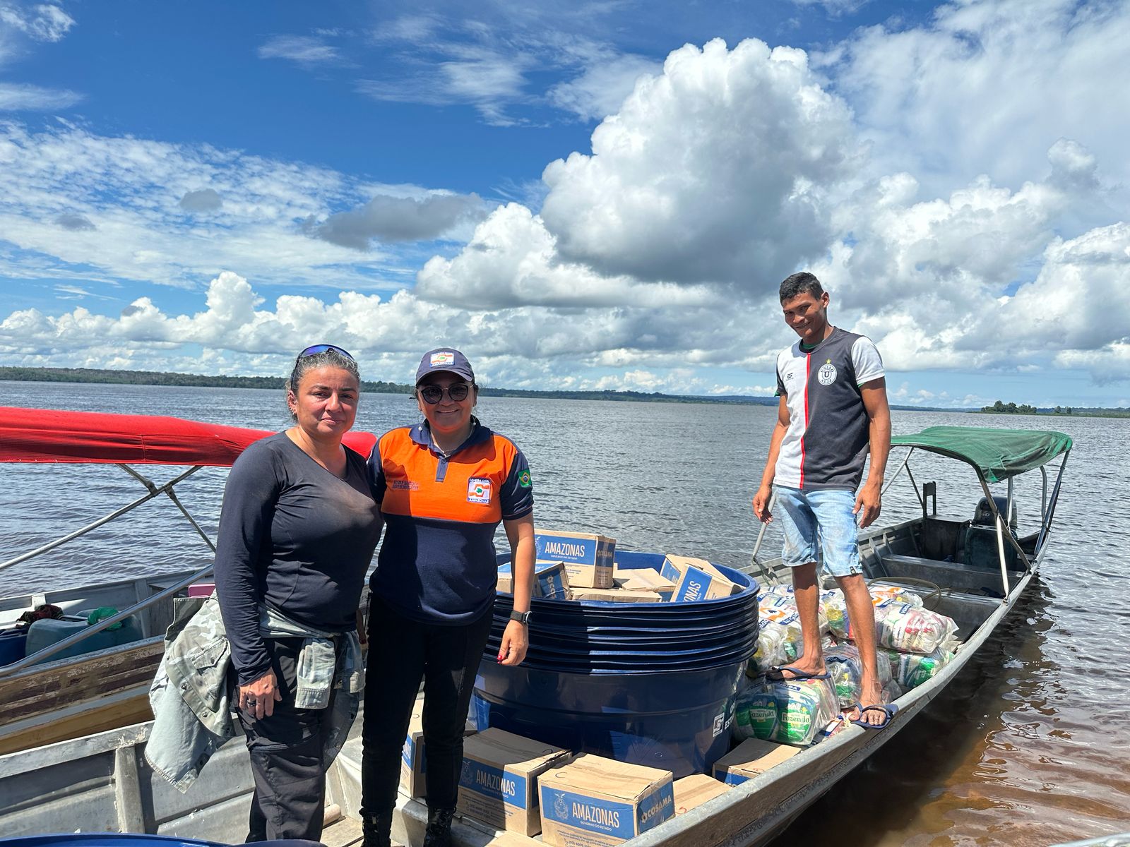Cheia dos rios no Amazonas avança e deve atingir pico até julho