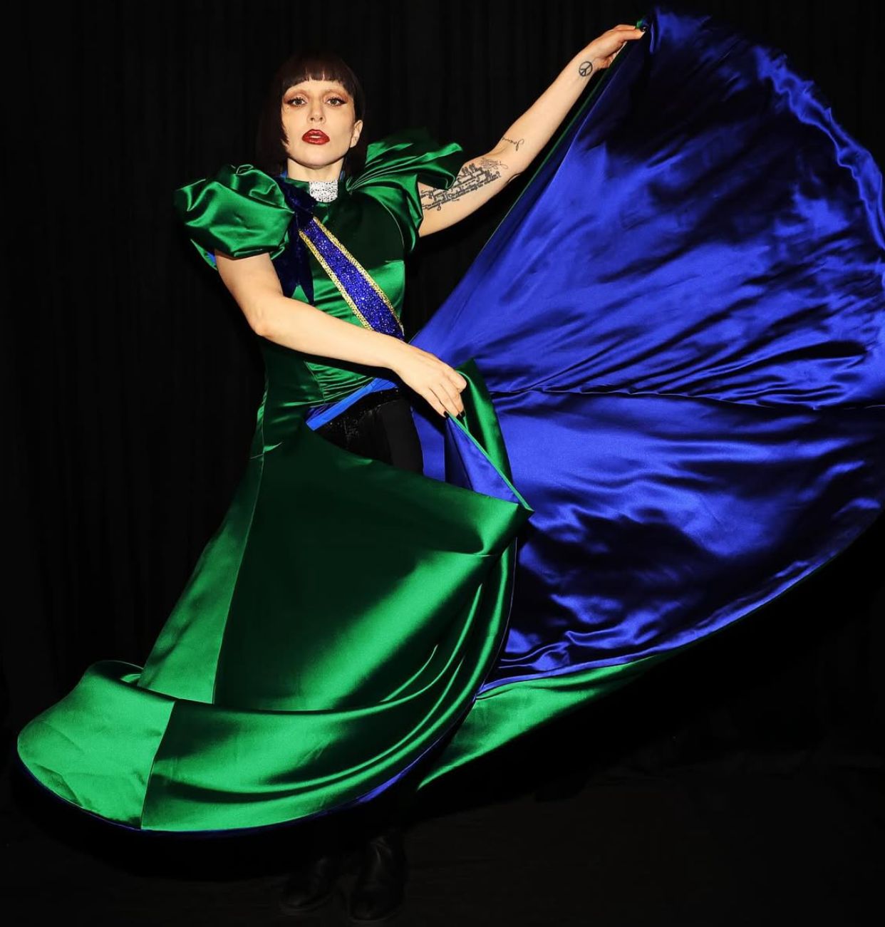 Após show, Lady Gaga publica mensagem de agradecimento aos fãs brasileiros