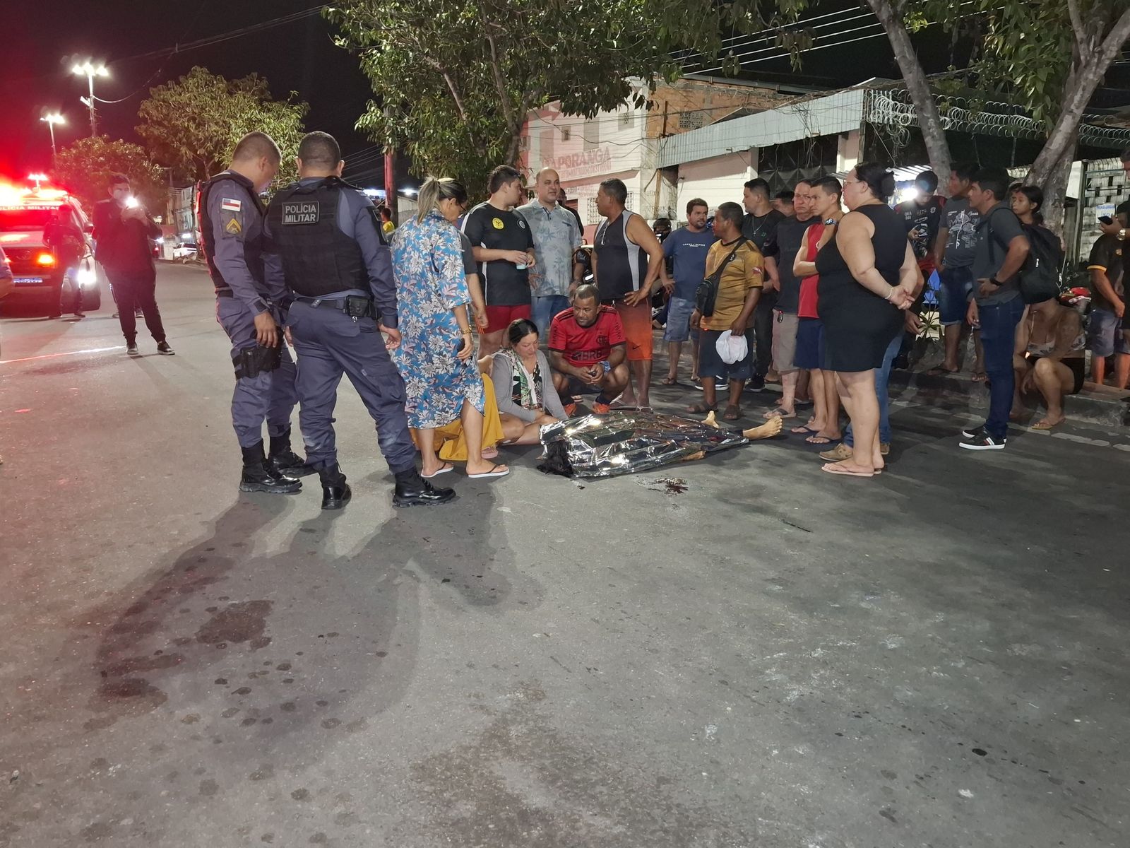 Idosa é empurrada por homem e morre atropelada no Jorge Teixeira