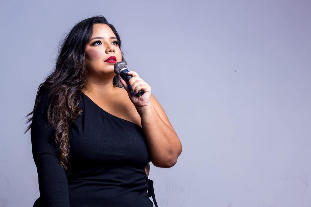 Cantora Hêmilly Lira faz show no evento "Bora, Mamãe!" neste sábado