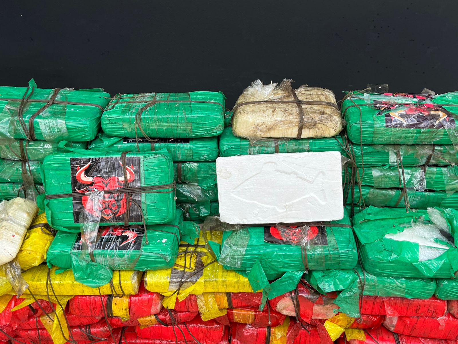 Investigação revela como embarcação era adaptada para transporte de drogas 