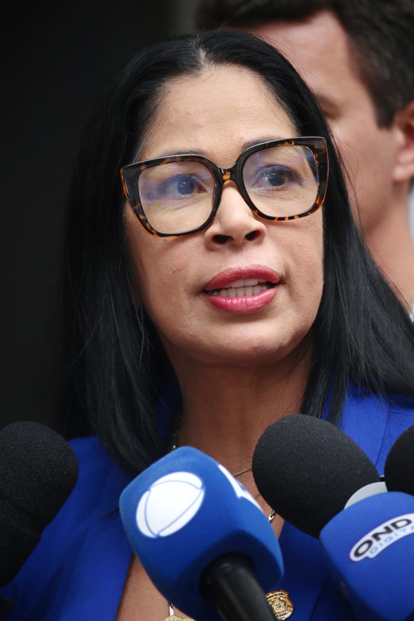 Adolescente com série de crimes e assaltos a ônibus é apreendido em Manaus