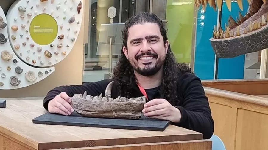 Youtuber Pirula sofre AVC e é internado na UTI