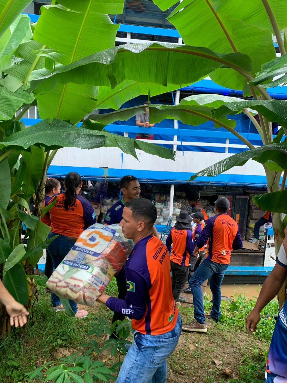 Cheia no Amazonas já afeta mais de 370 mil pessoas