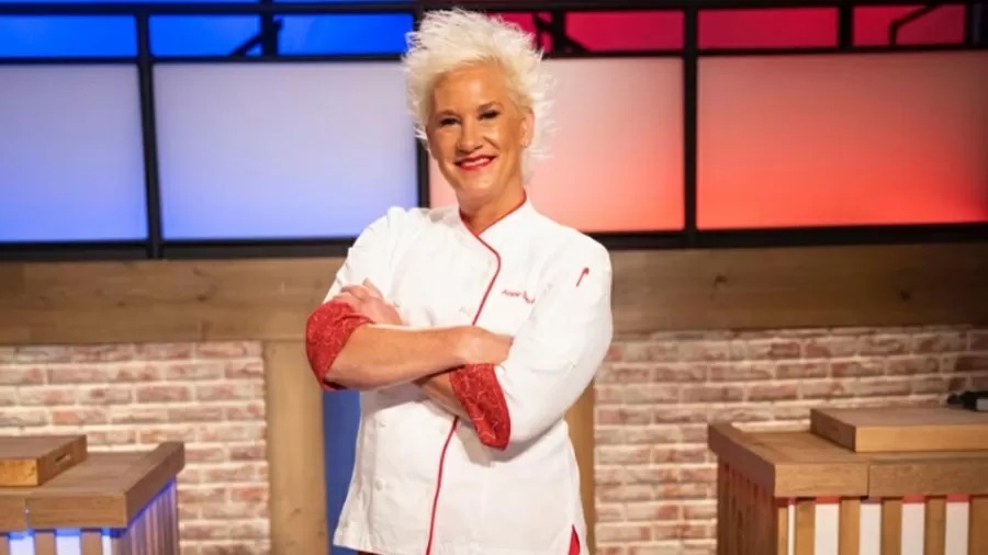 Apresentadora de reality culinário morre aos 55 anos