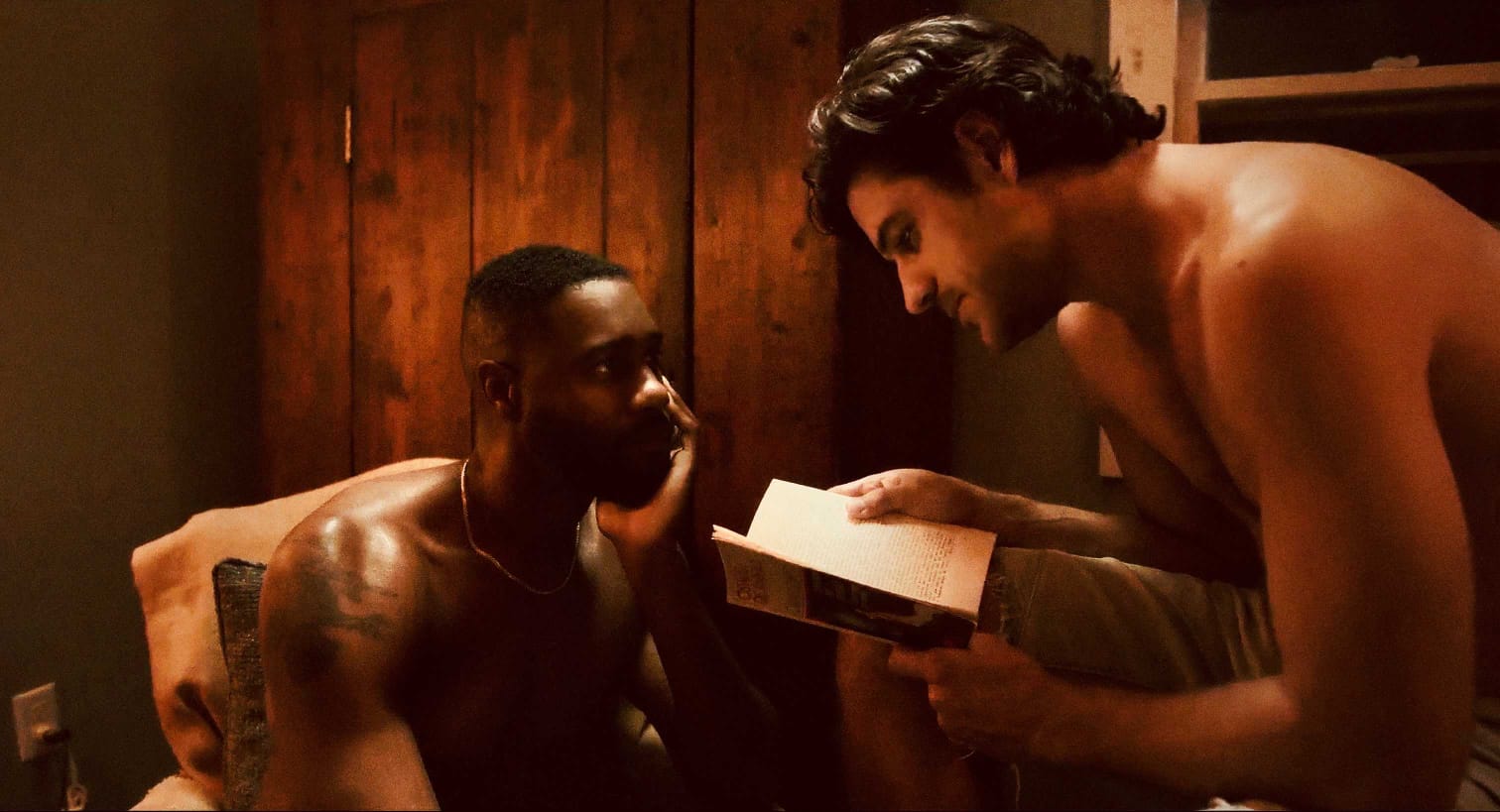 Filme “Maré Alta”, com Marcos Pigossi, será exibido nesta terça em Manaus