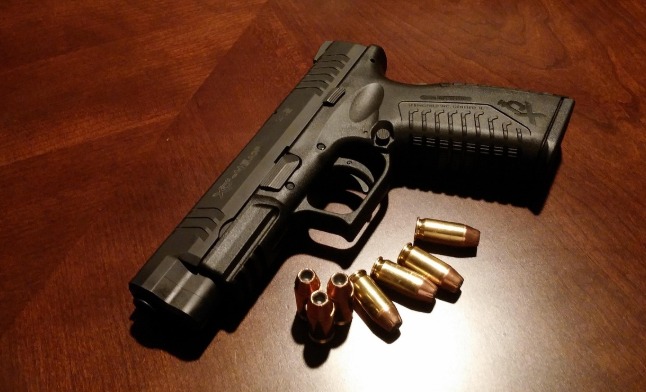 Compra de armas cai 91% sob Lula, mas número de fuzis volta a crescer em 2025