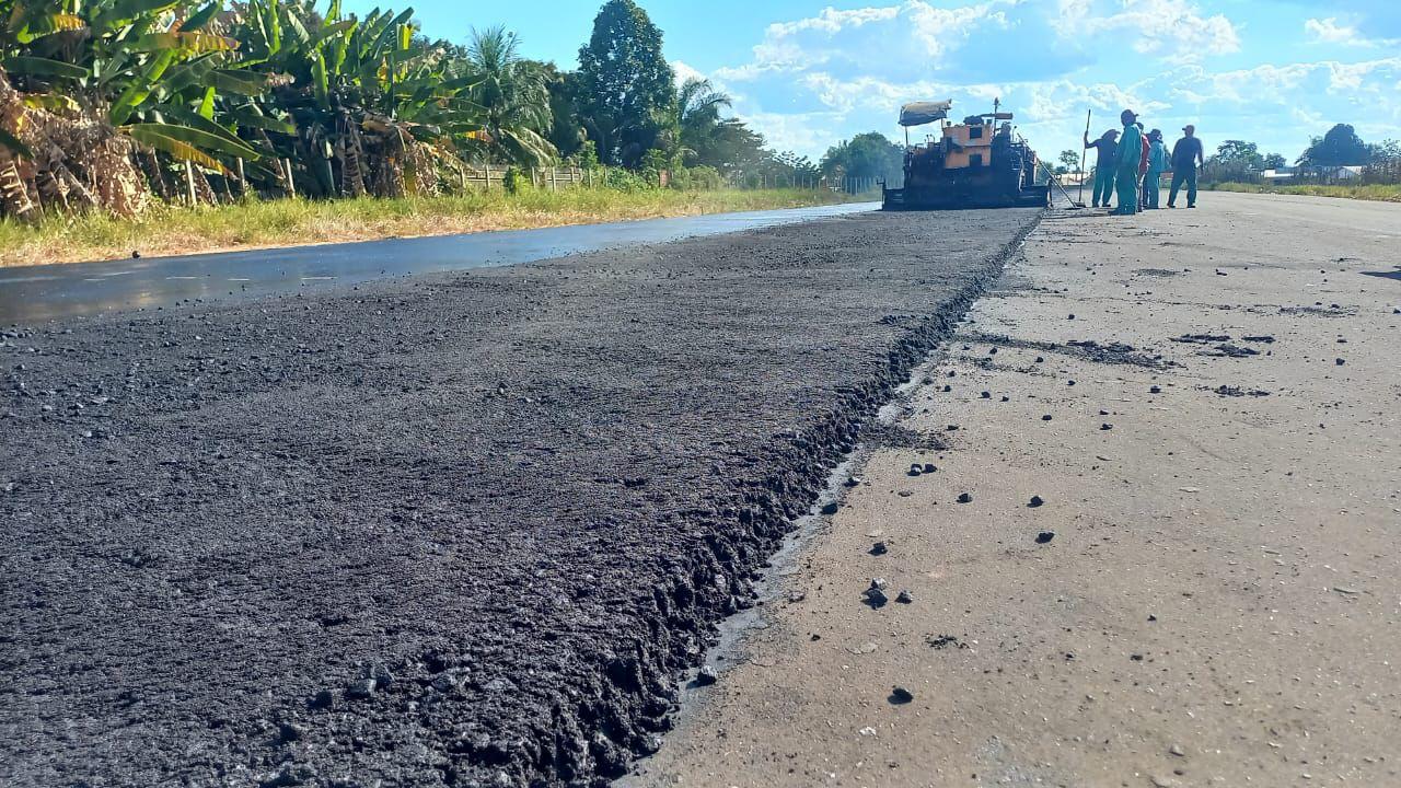Obra de modernização da pista de pouso de Pauini avança